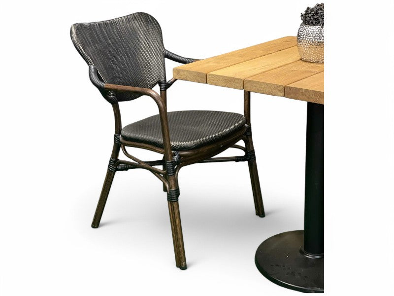 EGETRÆ Planke havebord og 2 Colmar stole