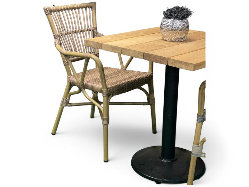 EGETRÆ Planke havebord og 2 Aaron stole